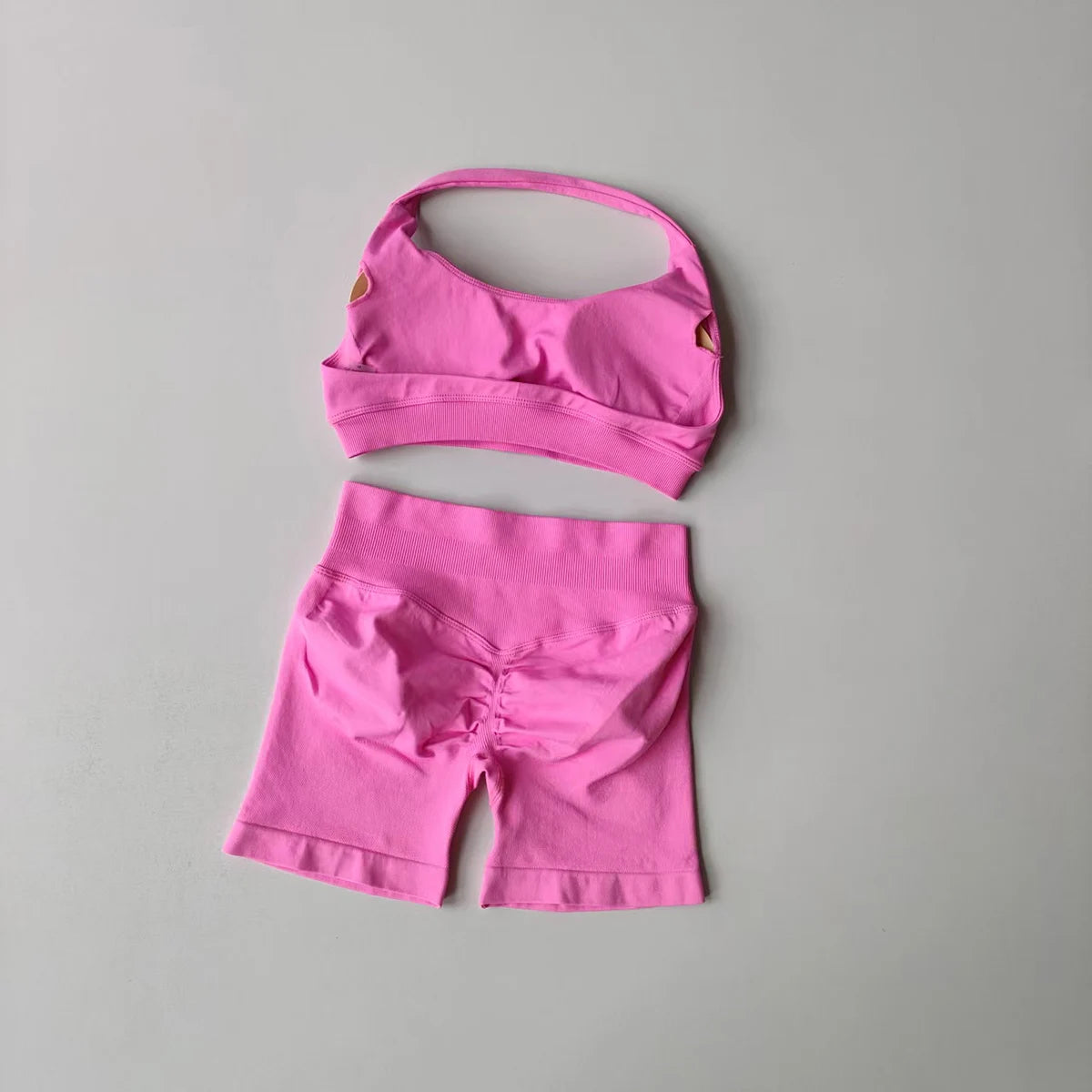 2 Pieces Yoga Suit for Women Seamless Fitness Gym Clothes Halter Sports Bra Matching Impact Shorts Workout Sets Gym Outfit